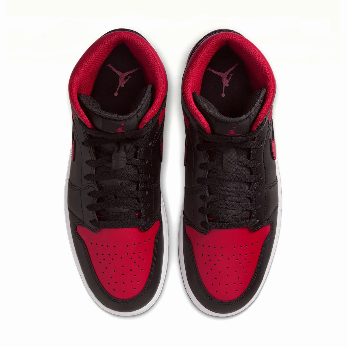 Air Jordan 1 Mid 'Bred'