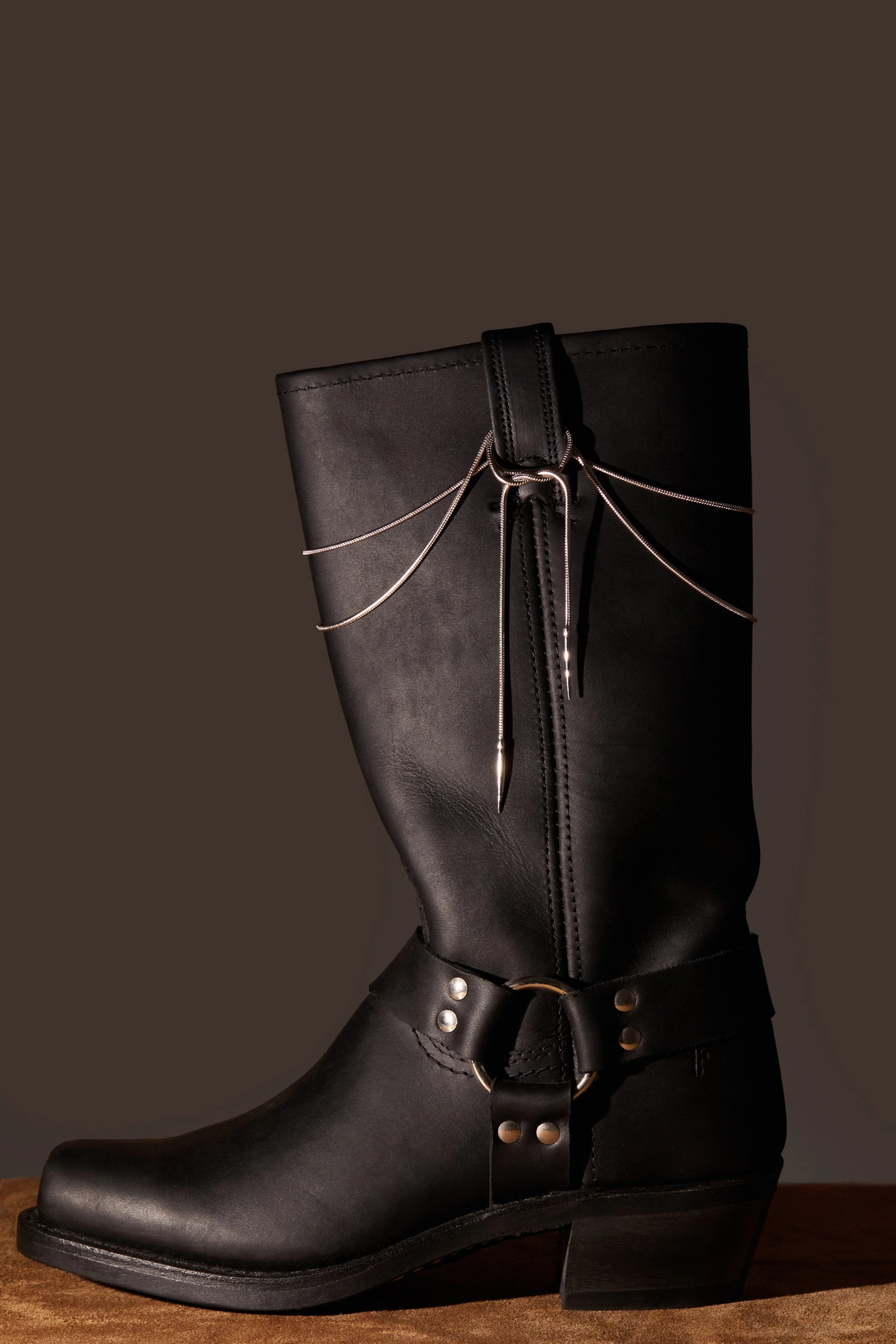 Aurate x Frye: Lasso Wrap Necklace