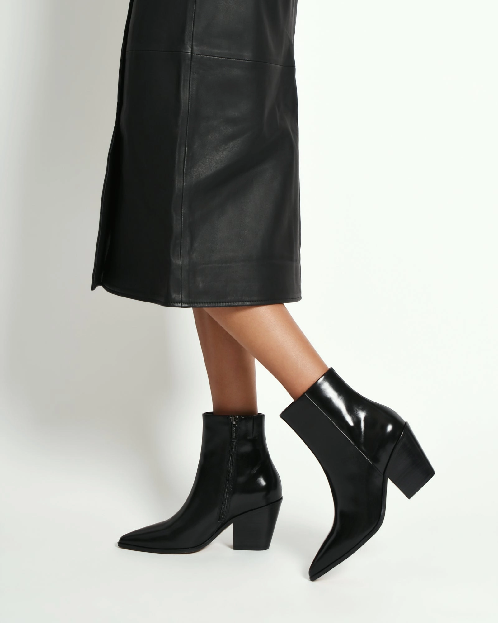 FREDDIE MID ANKLE BOOTS BLACK LEATHER