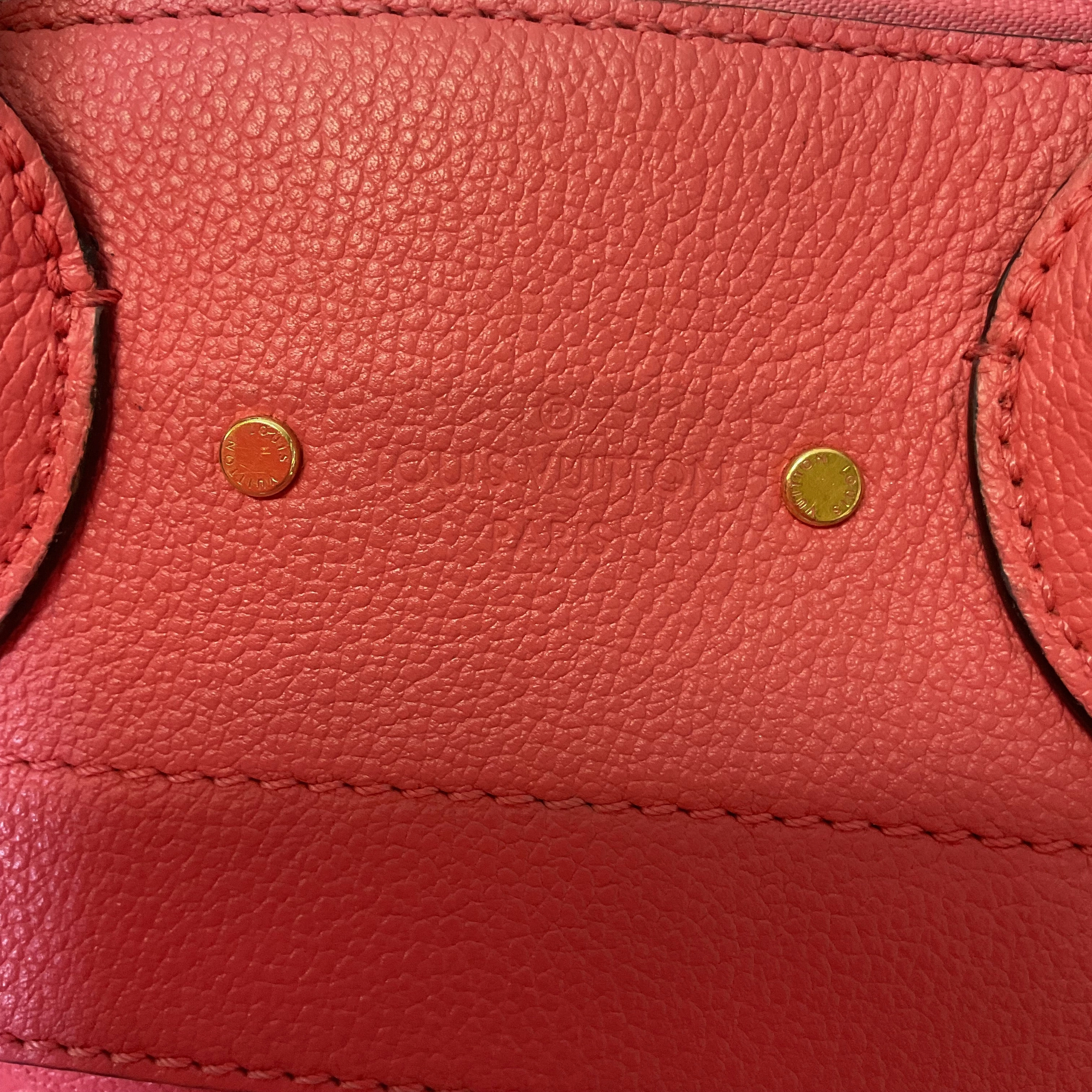 Handbag Luxury Designer By Louis Vuitton In Pink, Size:Medium