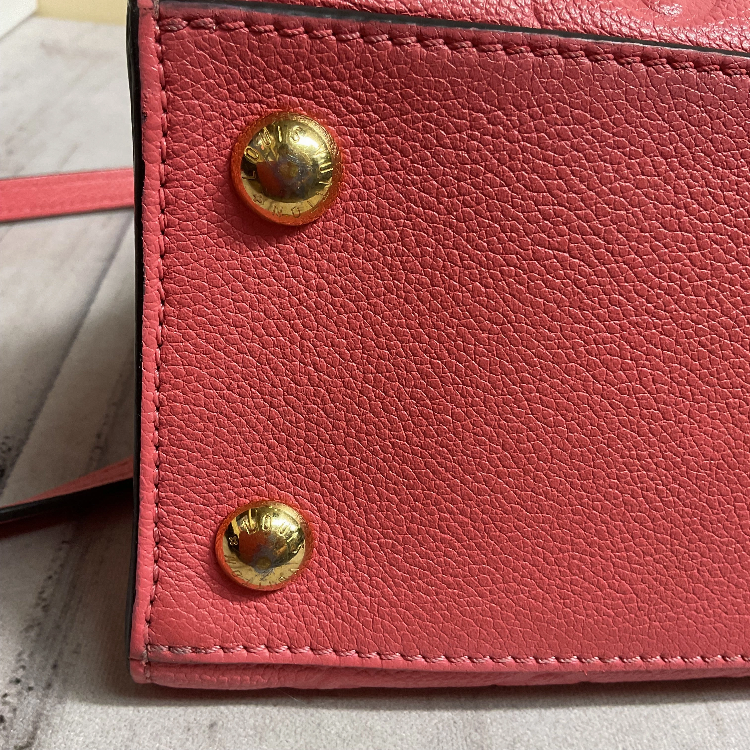 Handbag Luxury Designer By Louis Vuitton In Pink, Size:Medium