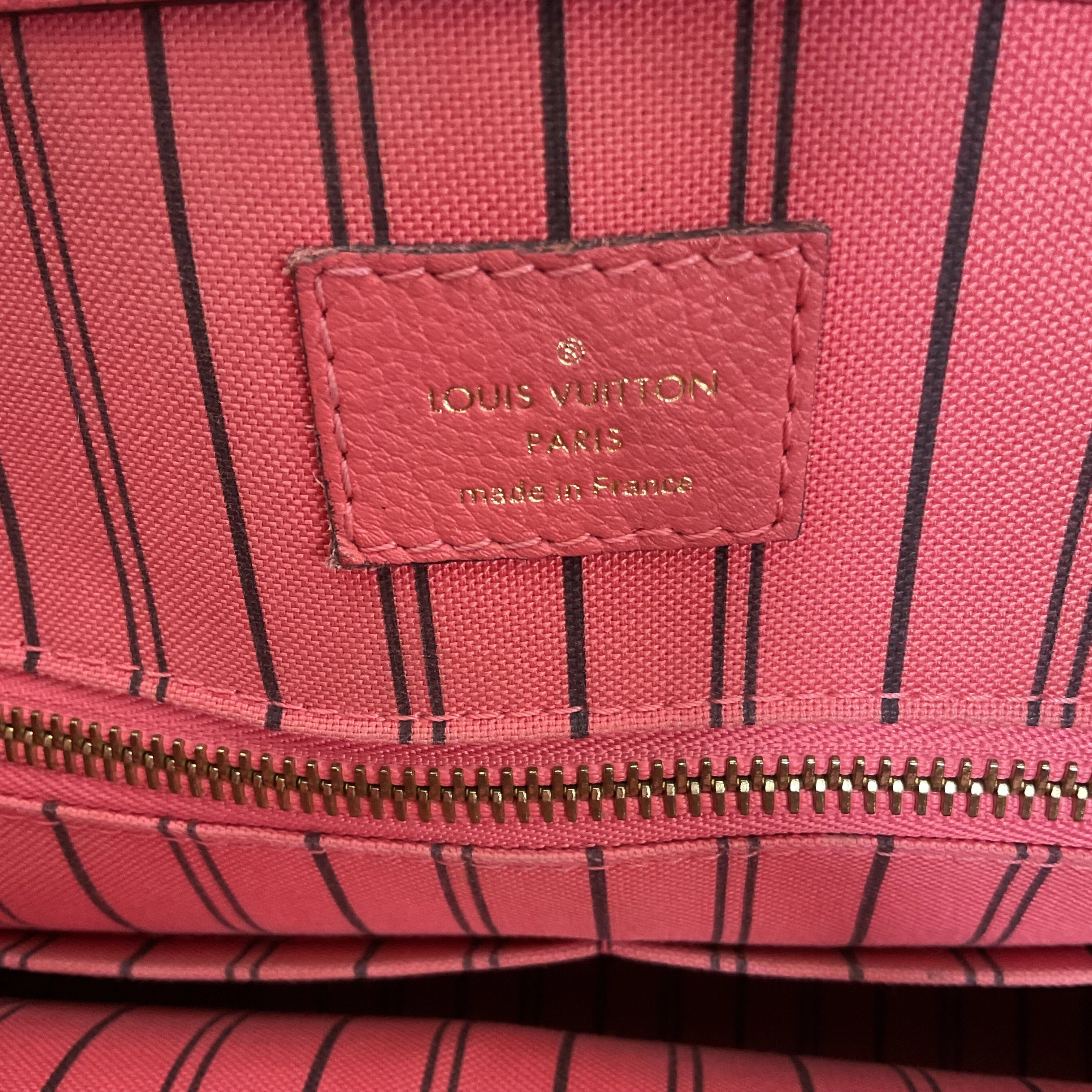 Handbag Luxury Designer By Louis Vuitton In Pink, Size:Medium