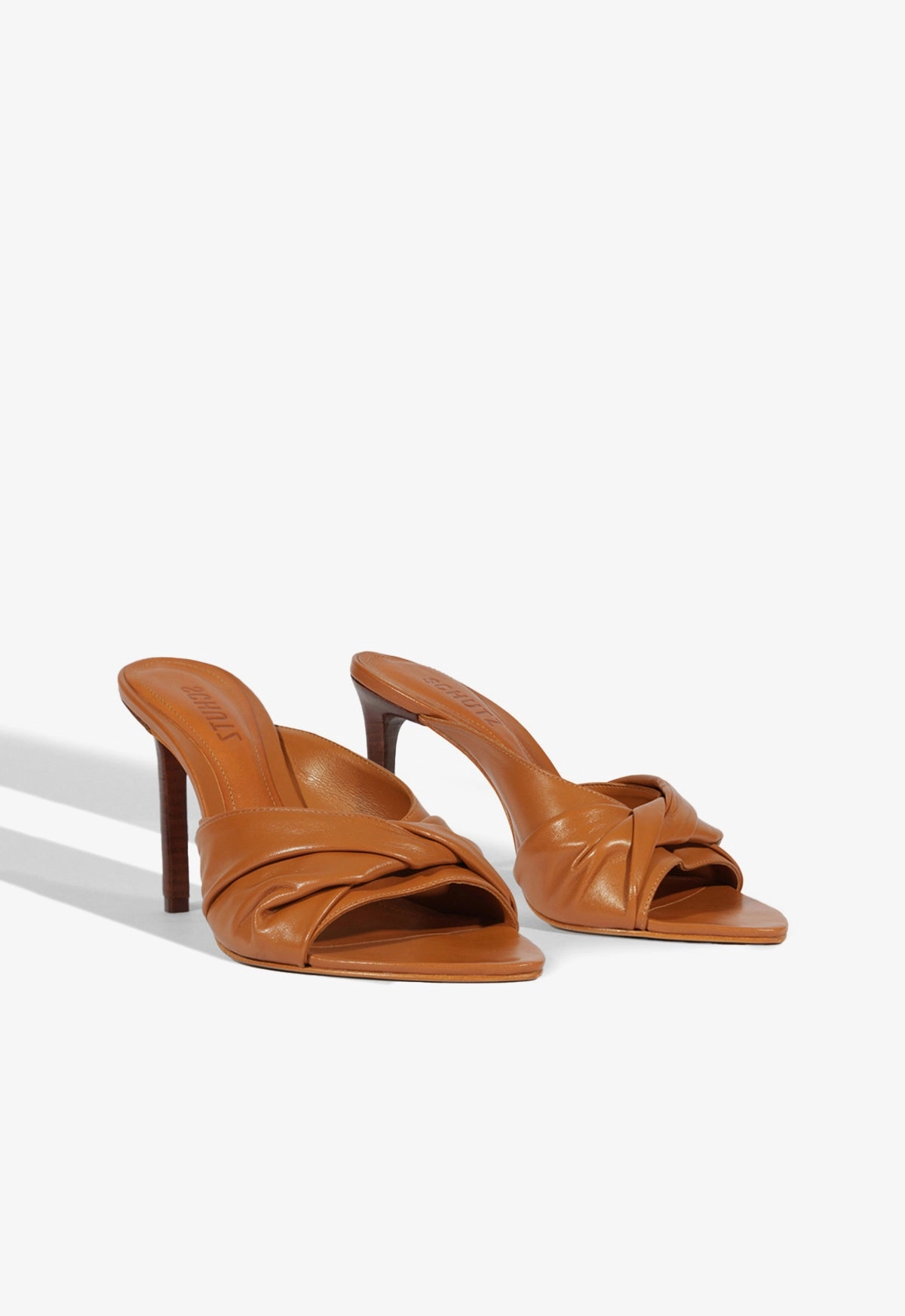 Lori Sandal