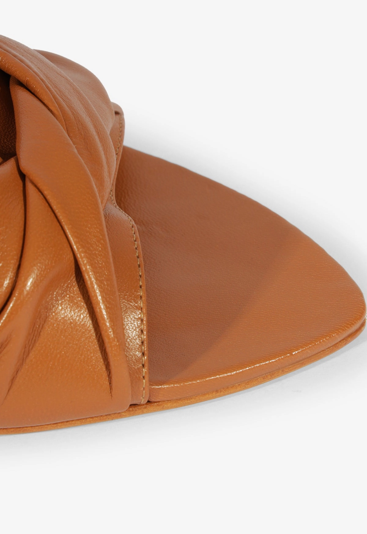 Lori Sandal