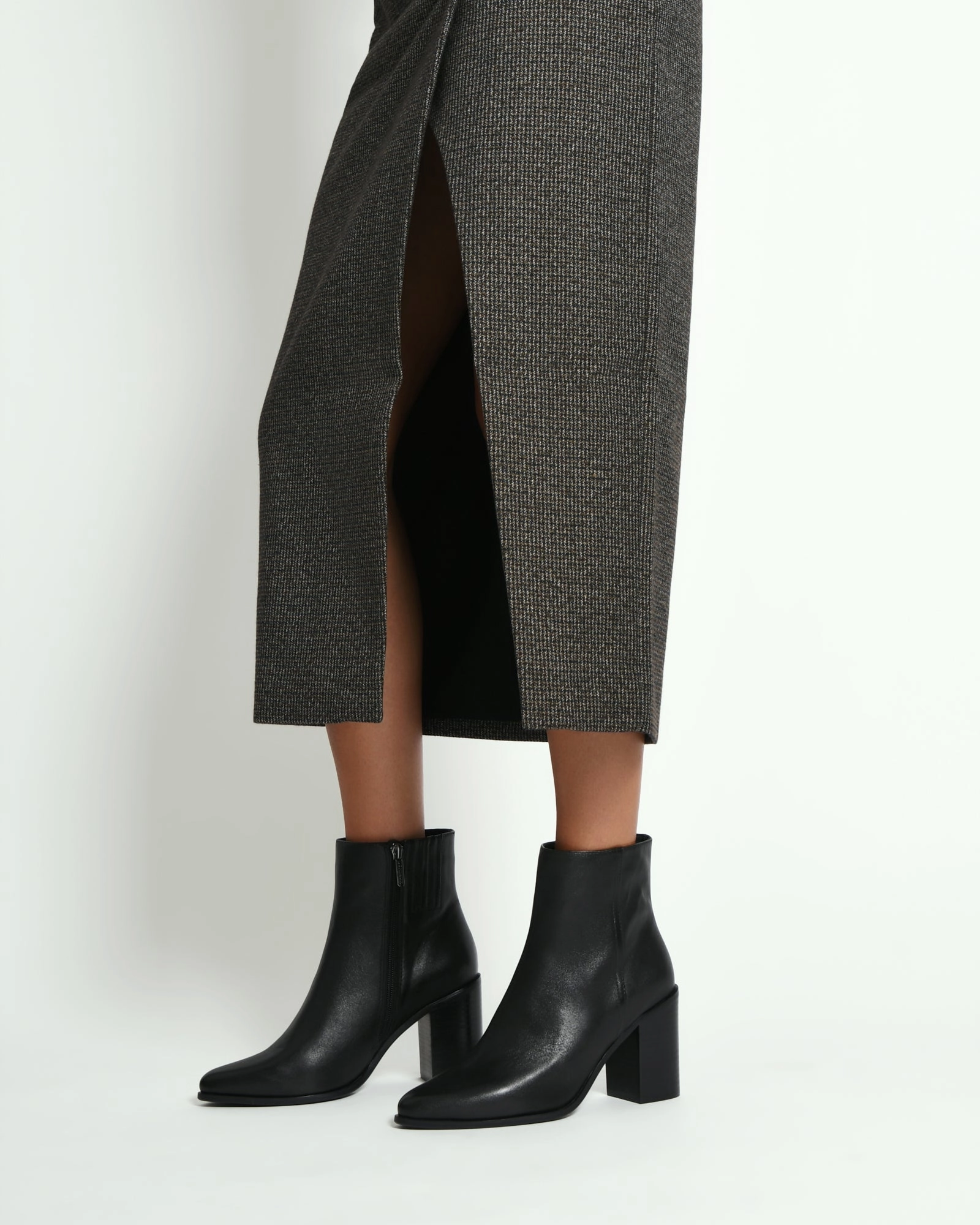 LUNA HIGH ANKLE BOOTS BLACK LEATHER