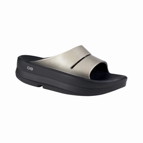 Women's Oomega Ooahh Luxe Sandal - Latte