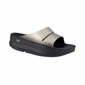 Women's Oomega Ooahh Luxe Sandal - Latte